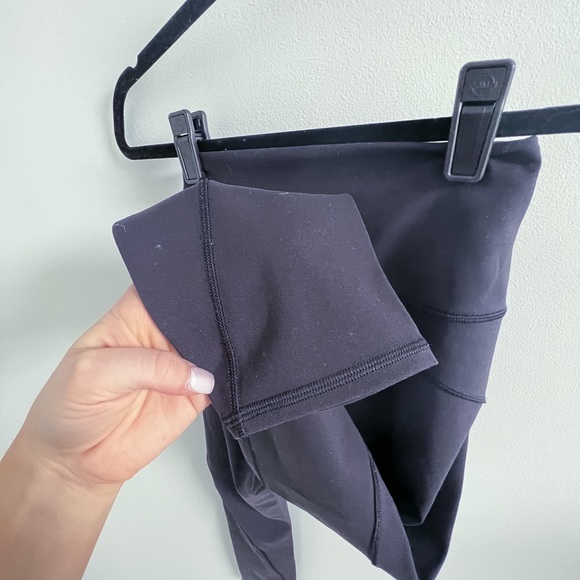 LIKE NEW Lululemon Fast & Free Leggings - Picture 4 of 7